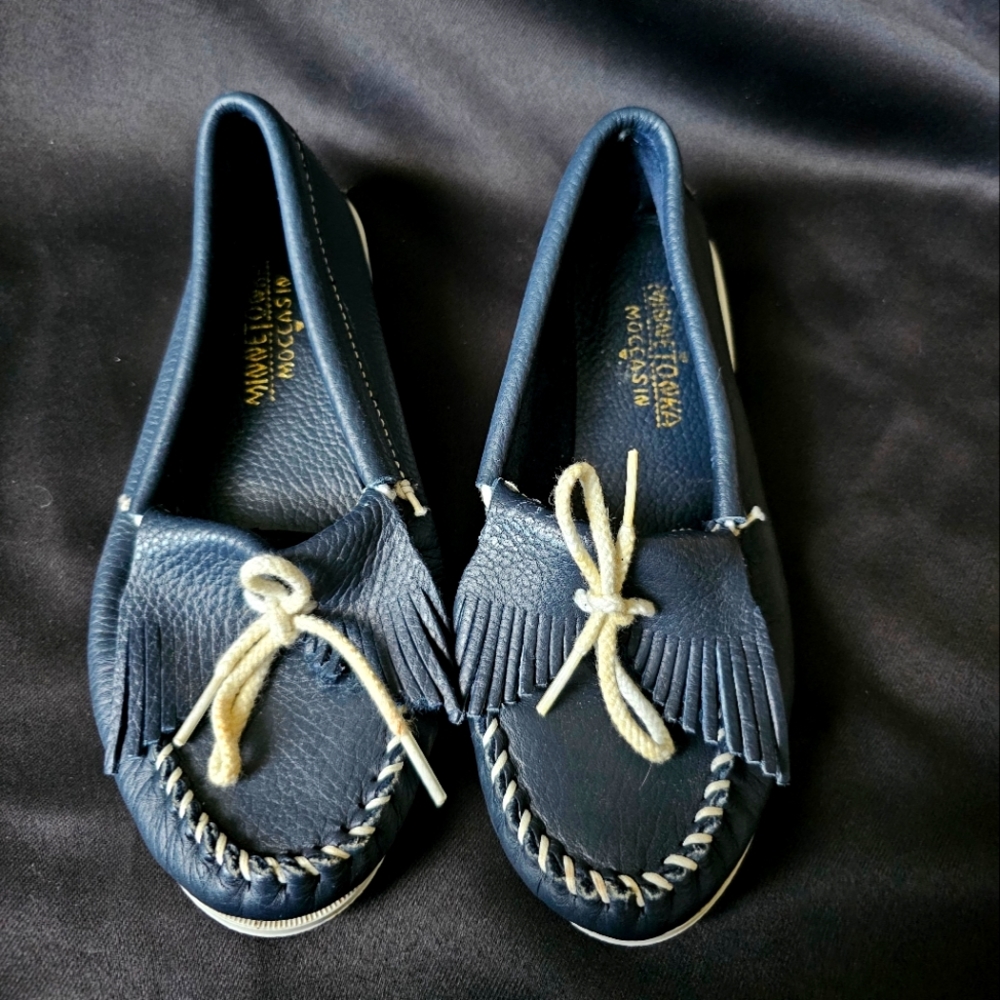 🎀Minnetonka Navy Boat Shoes